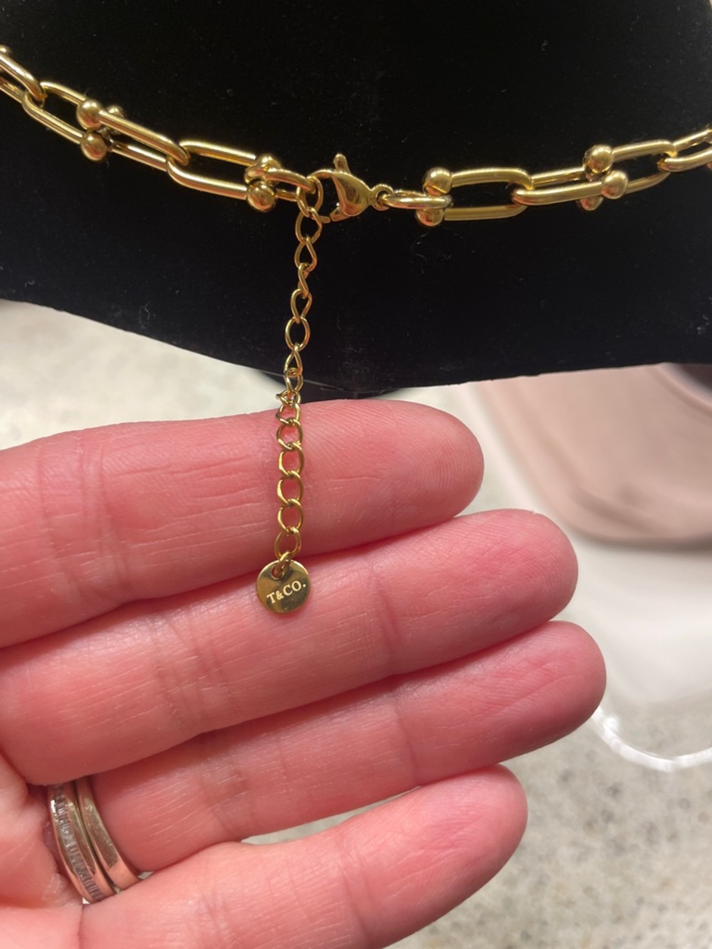 Necklace - Picture 4 of 9